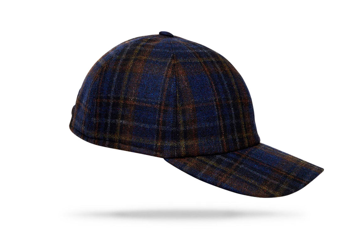 Design
A refined and upgraded version of a timeless baseball cap for a modernized sportswear aesthetic. Crafted from Cashmere Blend 80% wool/20% cashmere, this elevated yet casual cap is constructed from six panels with a curved brim. The perfect casual-luxe accessory for any ensemble. 
Material
80% wool, 20% cashmere. 
Specifications
80% wool, 20% cashmere fully lined.Handmade in Italy for Worth & Worth.